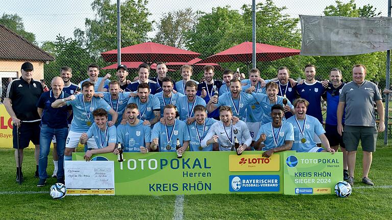 Der TSV Münnerstadt ist Toto-Pokal-Sieger im Fußballkreis Rhön. Der TSV Münnerstadt ist Toto-Pokal-Sieger im Fußballkreis Rhön.