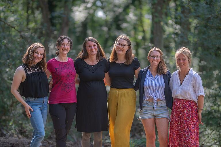 Das Team des Naturkindergartens (von links): Jana Bördlein, Yvonne Naser, Katharina Koppenhöfer, Annemarie Beck, Betreiberin Jennifer Rasch und Kathrin Rößner.