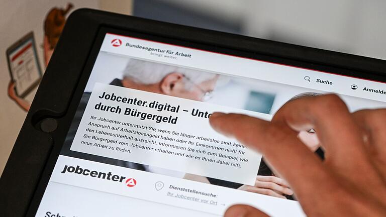 Bürgergeld digital beantragen.jpeg - Um Bürgergeld beantragen zu können, müssen Betroffene erwerbsfähig und hilfebedürftig sein. Bürgergeld digital beantragen.jpeg - Um Bürgergeld beantragen zu können, müssen Betroffene erwerbsfähig und hilfebedürftig sein.