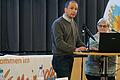 Bei der interkommunalen Mainbogen-Gemeinderatssitzung stellte sich Holger Fella, der neue Informations-Sicherheitsbeauftragte der fünf Mainbogengemeinden Gochsheim, Grettstadt, Röthlein, Schwebheim und Sennfeld vor. Rechts Bürgermeisterin Helga Fleischer und links Allianzmanagerin Ursula Weidinger.