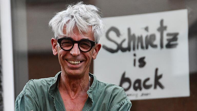 Im August war Thomas Schneider alias Schnietz noch optimistisch, seine Apero-Bar eröffnen zu können. Aus privaten Gründen zog er sich jedoch wieder zurück. (Archivbild) Im August war Thomas Schneider alias Schnietz noch optimistisch, seine Apero-Bar eröffnen zu können. Aus privaten Gründen zog er sich jedoch wieder zurück. (Archivbild)