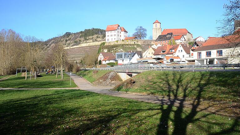 An der Mainlände am Rande des Maintal- Radweges soll in Homburg der 'Heißer Franke' installiert werden. Die Betreiber sollen nach einem Vorschlag des Bau- und Umweltausschusses das Landratsamt kontaktieren.