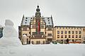 Der erste Schnee in diesem Winter ist gefallen: Der Marktplatz in Schweinfurt lag am Morgen unter einer weißen Decke.