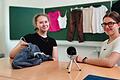 Hanna Eck und Zoe Amberger wurden für ihre Podcast-Folge zum Thema Fast-Fashion ausgezeichnet