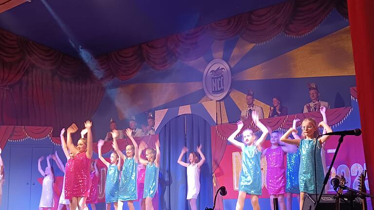 Nüdlinger Fasching 2025 - Nüdlinger Carneval Club feiert 44. Jubiläum Nüdlinger Fasching 2025 - Nüdlinger Carneval Club feiert 44. Jubiläum