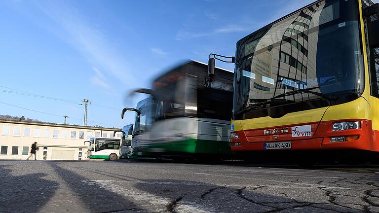 Im Streit um die Finanzierung des 9-Euro-Tickets fordern auch die Würzburger Verkehrsunternehmen mehr Unterstützung von der Bundesregierung.