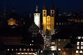 Blick in die weihnachtlich beleuchtete WÃ¼rzburger DomstraÃŸe und auf den WÃ¼rzburger Dom am Samstag (23.12.17).