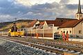 Derzeit wird im Rahmen der Sanierung der Bahnlinie zwischen Würzburg-Zell und Gemünden am Gleis zwischen Thüngersheim (im Bild) und Retzbach gearbeitet.