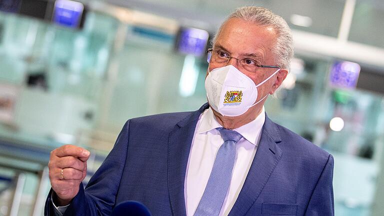 Joachim Herrmann (CSU), Innenminister von Bayern, hofft, dass Hotels und Gasthöfe an Ostern wieder öffnen können. Joachim Herrmann (CSU), Innenminister von Bayern, hofft, dass Hotels und Gasthöfe an Ostern wieder öffnen können.