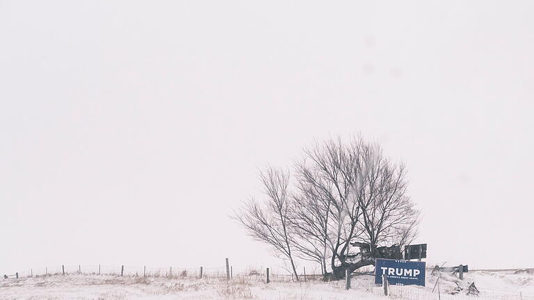 Winterwetter in Iowa.jpeg       -  Nutzt der Wintersturm letztlich Donald Trump? Ein Blizzard im US-Bundesstaat Iowa bremst den Wahlkampf für die erste Abstimmung der Republikaner über ihren Präsidentschaftskandidaten.