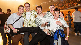 Ausverkaufte tectake Arena am Dienstag 15.04.25 der KULT Tour 2025 - Roy Bianco & die Abbrunzati Boys in Würzburg.