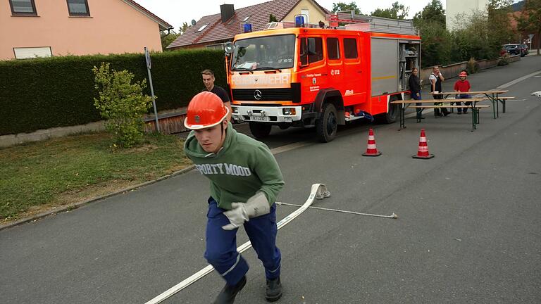 Tempo war gefragt bei der 'Langen Nacht der Feuerwehr' in Nenzenheim.