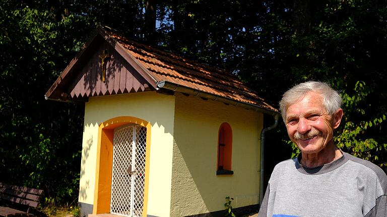 Erst vor zwei Jahren wurde die Reichenbacher Antonius-Kapelle von Edgar Reiter und seiner Frau Edeltrud mit einem neuen Anstrich versehen. Foto: Gerhard Fischer - Erst vor zwei Jahren wurde die Reichenbacher Antonius-Kapelle von Edgar Reiter und seiner Frau Edeltrud mit einem neuen Anstrich versehen. Foto: Gerhard Fischer Erst vor zwei Jahren wurde die Reichenbacher Antonius-Kapelle von Edgar Reiter und seiner Frau Edeltrud mit einem neuen Anstrich versehen. Foto: Gerhard Fischer - Erst vor zwei Jahren wurde die Reichenbacher Antonius-Kapelle von Edgar Reiter und seiner Frau Edeltrud mit einem neuen Anstrich versehen. Foto: Gerhard Fischer