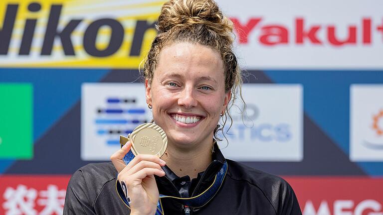 Sie konnte nach ihrem Wettkampf im japanischen Fukuoka strahlen: Leonie Beck, die nach ihrem Sieg über zehn Kilometer auch die Olympia-Qualifikation in der Tasche hat.