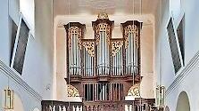 Blick auf die Orgel der Klosterkirche St. Laurentius in Aura an der Saale - Blick auf die Orgel der Klosterkirche St. Laurentius in Aura an der Saale Blick auf die Orgel der Klosterkirche St. Laurentius in Aura an der Saale - Blick auf die Orgel der Klosterkirche St. Laurentius in Aura an der Saale