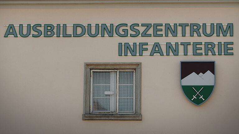 Das Ausbildungszentrum Infanterie der Bundeswehr in Hammelburg (Lkr. Bad Kissingen): Bei einem Lehrgang starb dort ein 33-jähriger Offizier aus dem Saarland. Das Ausbildungszentrum Infanterie der Bundeswehr in Hammelburg (Lkr. Bad Kissingen): Bei einem Lehrgang starb dort ein 33-jähriger Offizier aus dem Saarland. 