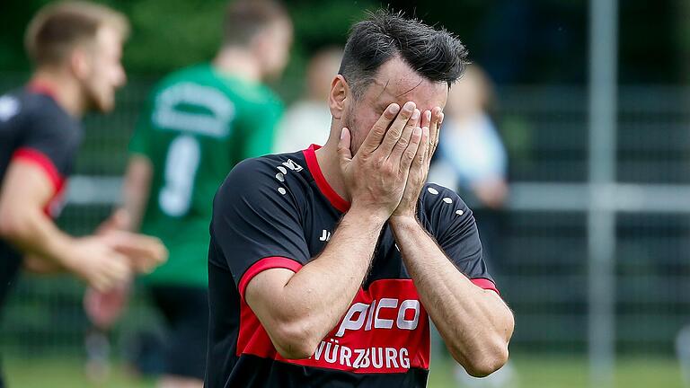 Enttäuschung bei Alban Ramaj vom TSV Lengfeld (Archivfoto). Die Lengfelder verloren am zweiten Spieltag der Landesliga Nordwest zu Hause gegen den FC Coburg mit 2:7.