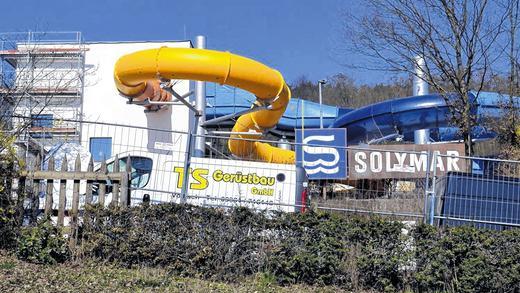 Das Solymar im Umbruch: Derzeit bestimmen Bauzäune und Baustellenfahrzeuge das Bild.