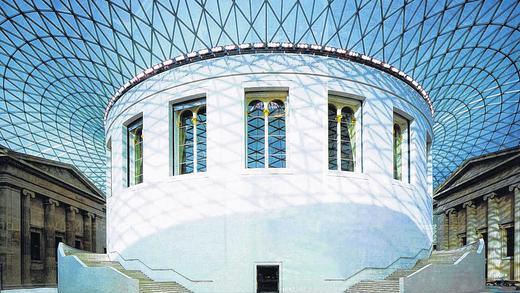 Glaskunst für Kunsthalle: das Okalux-Dach über dem British Museum in London. Glaskunst für Kunsthalle: das Okalux-Dach über dem British Museum in London.