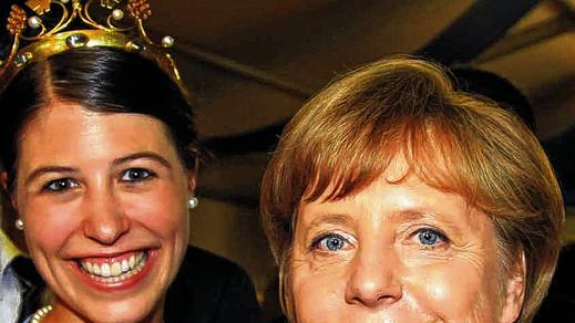 Kanzlerin und Königin: Mit Angela Merkel in Bayreuth bei den Wagner-Festspielen. Kanzlerin und Königin: Mit Angela Merkel in Bayreuth bei den Wagner-Festspielen.