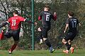 Timo Eisenmann von der&nbsp;SpVgg Gülchsheim (links, hier gegen&nbsp;Leonard Christian Vatter und Hannes Heß vom 1. FC Eibelstadt) führt die Torjägerliste der Kreisliga Würzburg 1 mit 33 Treffern an.