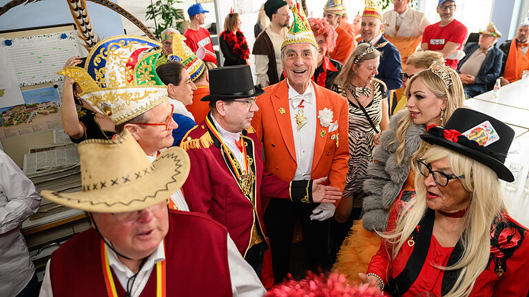 Faschingsempfang der Main-Post Stadtredaktion       -  Närrisches Heimspiel: Zahlreiche Gäste aus Politik und Gesellschaft besuchen am Faschingsdienstag (04.03.25) den traditionellen Faschingsempfang der Stadtredaktion der Main-Post im Valentinum in Würzburg.