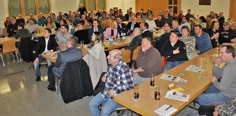 Gut besucht war die Versammlung des Maschinenring Gerolzhofen in Kolitzheim.