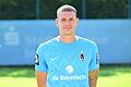 Fototermin beim TSV 1860 München       -  Abwehrspieler Max Reinthaler ist nach Rückenproblemen wieder einsatzfähig.