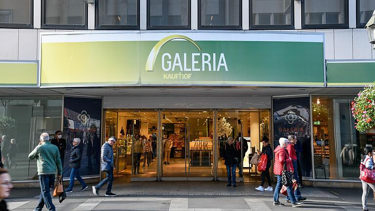 Der Galeria Kaufhof Standort Würzburg soll erhalten bleiben. Noch am vergangenen Sonntag hatte die Gewerkschaft Verdi Unterschriften gegen eine Schließung gesammelt.