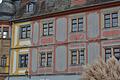 Am Bad Königshofener Rathaus wurde in der sogenannten Musterachse der Original-Ockerton aus der Erbauung  im 16. Jahrhundert aufgebracht. Die Stuckelemente und Linsen erhalten allerdings eine sogenannte Licht- und Schattenfuge, um sie abzuheben.