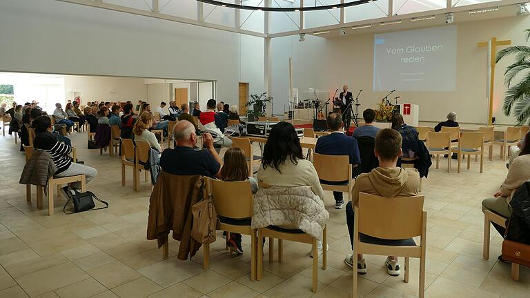 Gut besucht ist die Christuskirche an den Sonntagen, wenn die Gottesdienste zum „Lobpreis“ einladen.