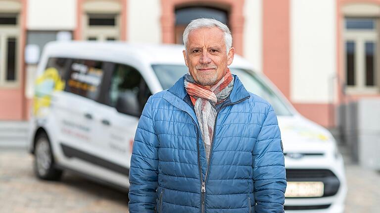 Walter Ehmann ist 67, Polizeibeamter im Ruhestand und will der Gemeinde 'etwas zurückgeben'. Walter Ehmann ist 67, Polizeibeamter im Ruhestand und will der Gemeinde 'etwas zurückgeben'. 