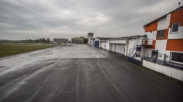 Wie geht es weiter mit dem Flugplatz in Haßfurt, nachdem die Stadt Schweinfurt zum Ende des Jahres als Gesellschafter gekündigt hat? Darüber beraten nun Stadt und Landkreis Haßberge.