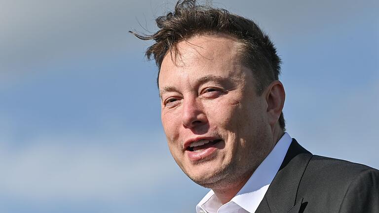 Elon Musk       -  X behauptet, dass abtrünnige Werbekunden mit einem koordinierten Boykott gegen Wettbewerbsrecht verstoßen. (Archivbild)