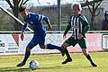 Großbardorfs Luca Binder (rechts) verteidigt gegen Würzburgs Moritz Lotzen. Der FV 04 Würzburg hat sein Bayernliga-Auswärtsspiel beim TSV Großbardorf deutlich verloren.