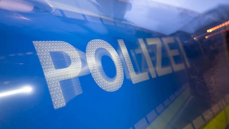 Ein 35-jähriger Mann wurde am Donnerstagabend in Tauberbischofsheim angeschossen. Die Polizei sucht nun dringend nach Zeugen, die Hinweise zu dem unbekannten Flüchtigen geben können (Symbolbild).&nbsp;