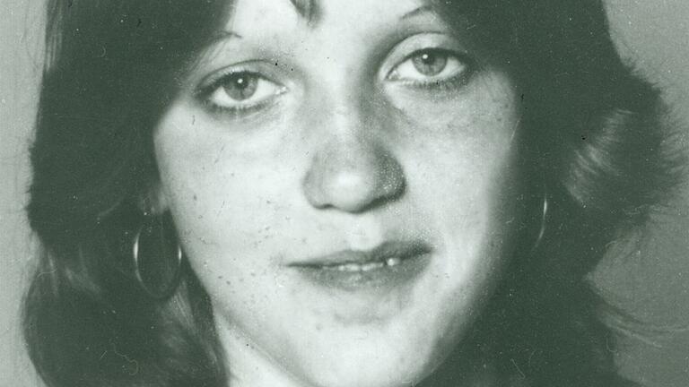 Die 18-jährige Cornelia Hümpfer wurde 1978 auf dem Weg nach Schweinfurt ermordet. 45 Jahre später wurde ein Tatverdächtiger festgenommen.