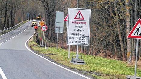 Baubeginn am Bauersberg: In den kommenden drei Monaten wird die Hochrhönstraße zwischen Bischofsheim und dem Holzberghof saniert. In dieser Zeit ist mit Behinderungen und auch Sperrungen zu rechnen.