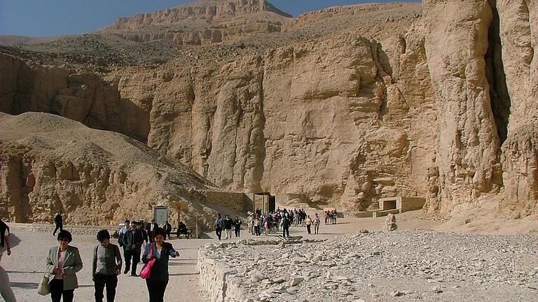 Ägypten       -  Touristenmagnet: Blick ins Tal der Könige.