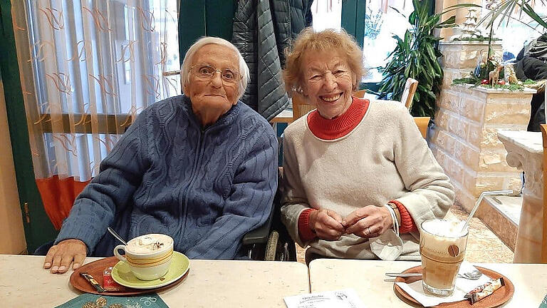 Feiern gemeinsam das seltene Fest einer Gnadenhochzeit: Frieder und&nbsp;Helga Voigt.