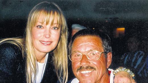 Ungewöhnliche Begegnung: Nach seinem schweren Unfall traf Günter Herold bei einer Veranstaltung für Versehrte der US-Army auf den Filmstar Bo Derek.