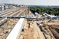 Gigantische Ausmaße: Auf der Großbaustelle für das umstrittene Bauprojekt Stuttgart 21 vor dem Hauptbahnhof in Stuttgart werden am Donnerstag Vorbereitungen für den Aushub des Trogs für den Tiefbahnhof getroffen. Am 5. August soll der Aushub beginnen.