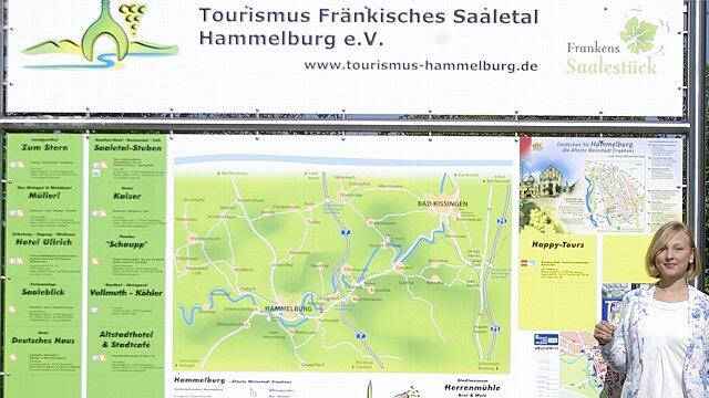 ham-heg-infotafeln7420       -  Dem Tourismusverein gehören die Infotafeln in der Stadt Hammelburg und der Umgebung. Werbung für die Region ist die Hauptaufgabe.