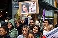 Nicht nur im Iran gehen die Menschen auf die Straße und protestieren für die Rechte der Frauen, auch in vielen deutschen Großstädten (hier in Essen) solidarisieren sich die Menschen - wie etwa in Würzburg.