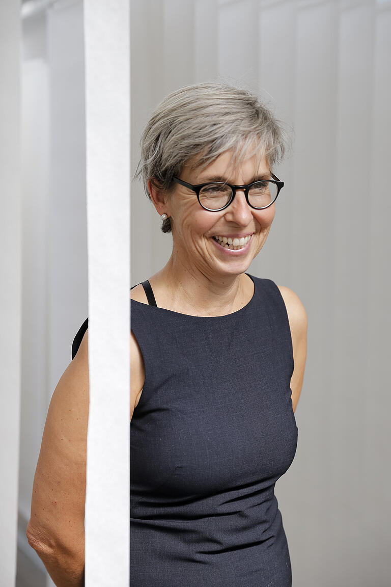 Neue Ausstellung im Kunstschiff Arte Noah mit einer Rauminstallation der Künstlerin Corinna Krebber mit dem Titel 'Über das Verschwinden von Gewissheiten'. Foto: Johannes Kiefer Neue Ausstellung im Kunstschiff Arte Noah mit einer Rauminstallation der Künstlerin Corinna Krebber mit dem Titel 'Über das Verschwinden von Gewissheiten'. Foto: Johannes Kiefer