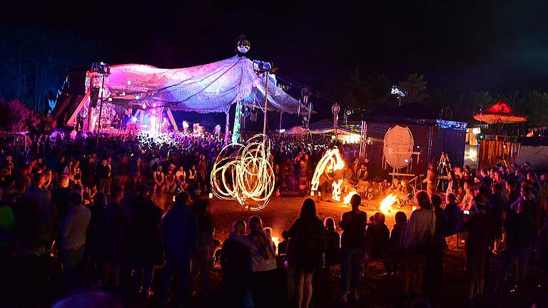 Start der Festivalsaison: Das haben die fränkischen Open Airs zu bieten - Klangtherapie Festival Start der Festivalsaison: Das haben die fränkischen Open Airs zu bieten - Klangtherapie Festival