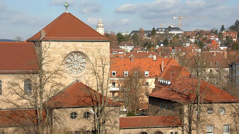Die Kirche Unsere Liebe Frau, die zur betroffenen Pfarreiengemeinschaft Würzburg Ost gehört (Archivfoto). Hier haben in der vergangenen Woche die Proteste für den Verbleib der Redemptoristen stattgefunden. Die Kirche Unsere Liebe Frau, die zur betroffenen Pfarreiengemeinschaft Würzburg Ost gehört (Archivfoto). Hier haben in der vergangenen Woche die Proteste für den Verbleib der Redemptoristen stattgefunden. 