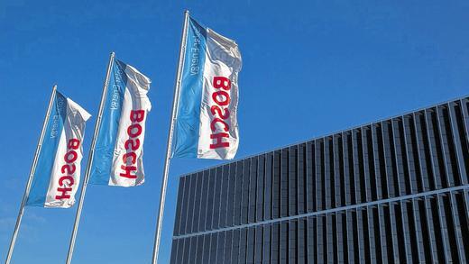 Große Pläne: Lichtblick für die Beschäftigten der Bosch-Solarsparte: Der angeschlagene Konzern Solarworld kauft Teile des Solargeschäfts. Große Pläne: Lichtblick für die Beschäftigten der Bosch-Solarsparte: Der angeschlagene Konzern Solarworld kauft Teile des Solargeschäfts.