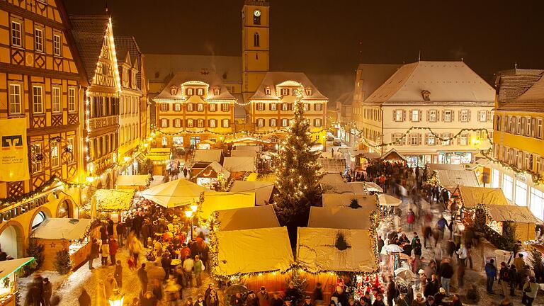 Stimmungsvolle Adventszeit: Die bekanntesten Weihnachtsmärkte der Region Würzburg Stimmungsvolle Adventszeit: Die bekanntesten Weihnachtsmärkte der Region Würzburg