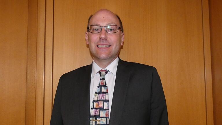 Frank Vetter wurde bei der CSU-Stadtversammlung zum Bürgermeisterkandidaten für die Stadt Mellrichstadt gekürt. Frank Vetter wurde bei der CSU-Stadtversammlung zum Bürgermeisterkandidaten für die Stadt Mellrichstadt gekürt.
